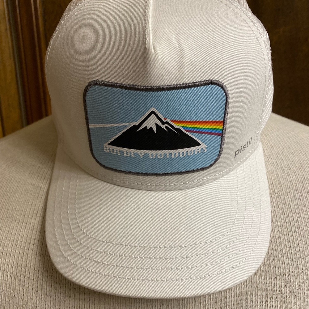 Pistil Eclipse White Cap